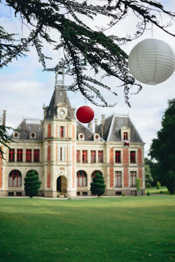 Chateau De Walmath Bed & Breakfast Saint-Laurent-les-Eglises Exterior photo